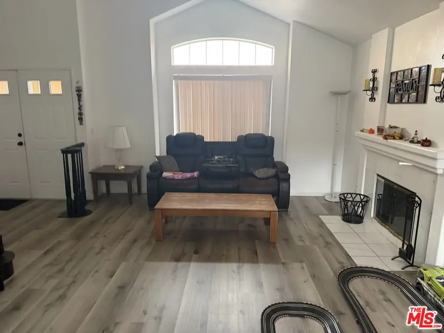 1836 Bradcliff Way, Palmdale, CA 93551 - Image #3