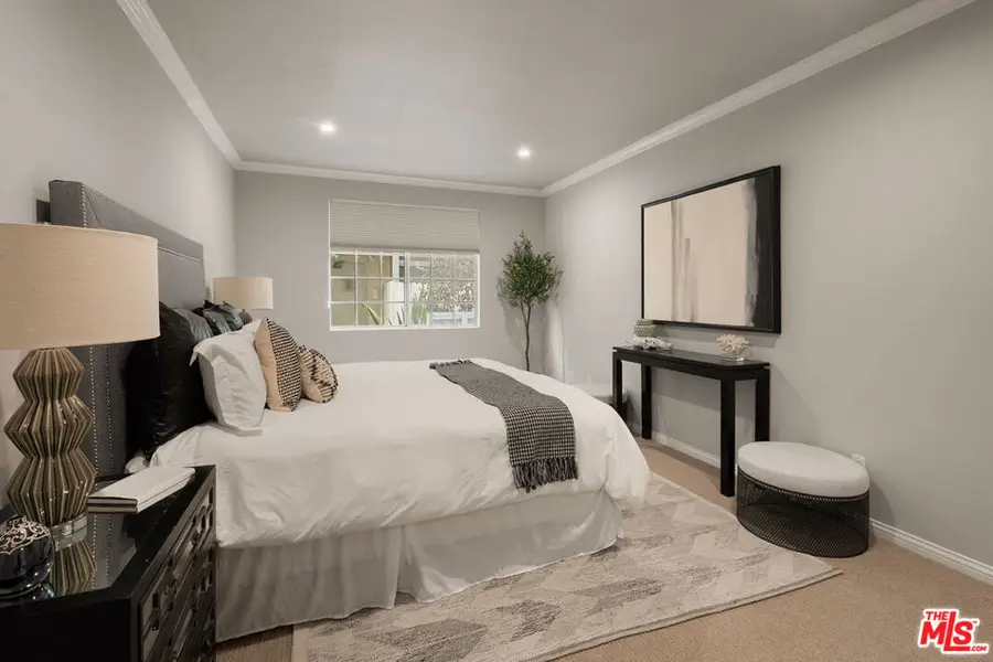 11667 Gorham Avenue #206, Los Angeles, CA 90049 - Image #3