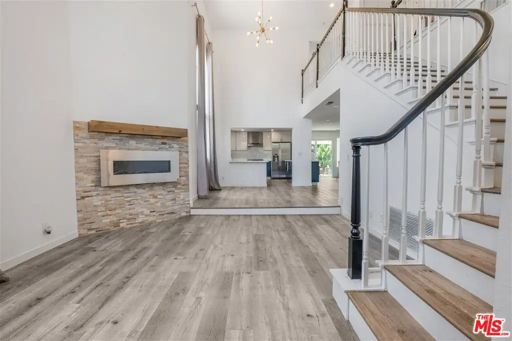 2481 S Bundy Drive, Los Angeles, CA 90064 - Image #1