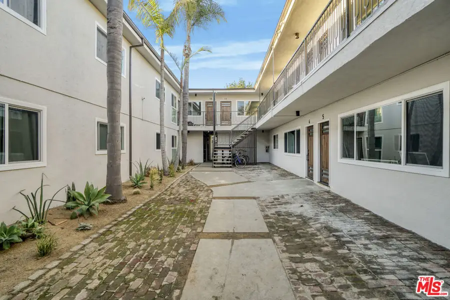 559 Sunset Avenue, Venice, CA 90291 - Image #2