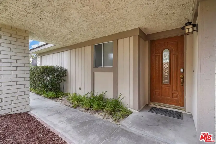 2749 Amber Wood Place, Thousand Oaks, CA 91362 - Image #2