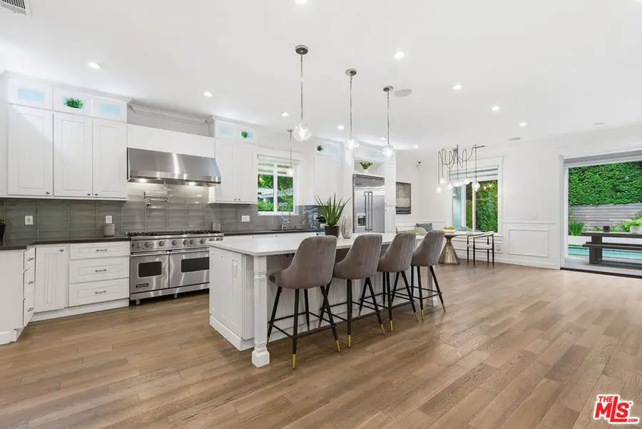 4616 Ventura Canyon Avenue, Sherman Oaks, CA 91423 - Image #3