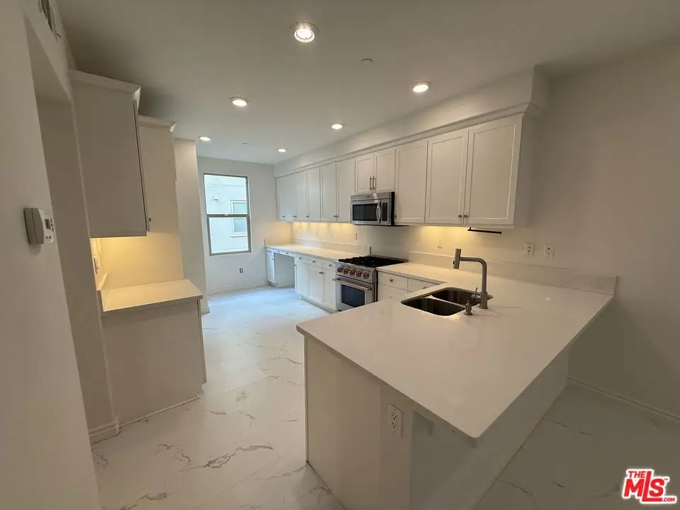 65 Plateau, Irvine, CA 92618 - Image #1