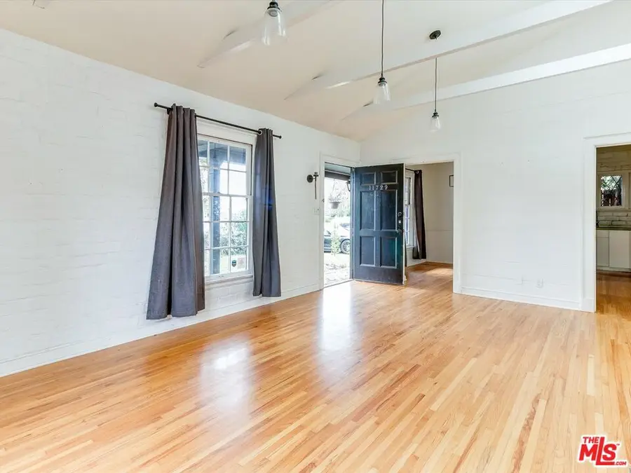 11729 Tennessee Avenue, Los Angeles, CA 90064 - Image #2