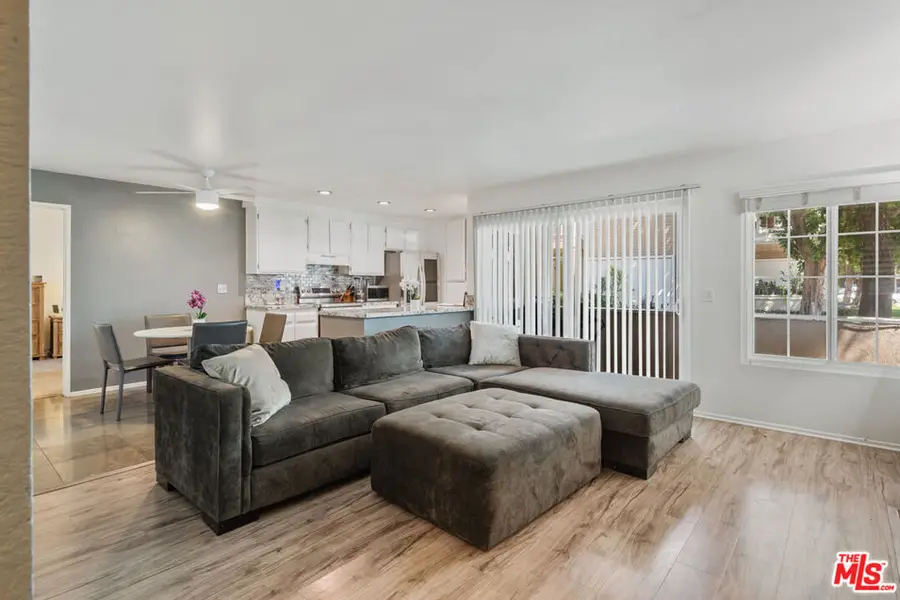 3867 Thorncroft Lane #B, Inglewood, CA 90305 - Image #2