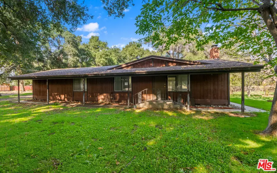 16235 Valley Ranch Road, Canyon Country, CA 91387 - Image #2
