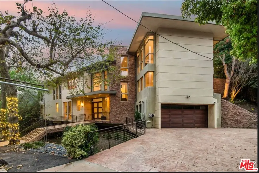 3685 Mandeville Canyon Road, Los Angeles, CA 90049 - Image #2