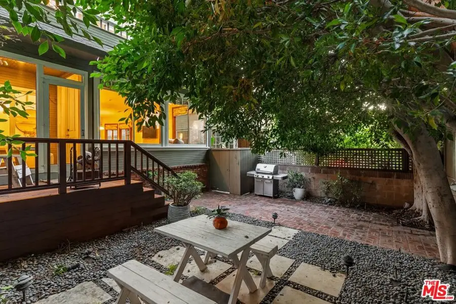 46 Wavecrest Avenue, Venice, CA 90291 - Image #2