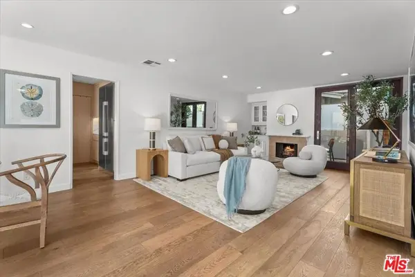 817 5th Street #B, Santa Monica, CA 90403