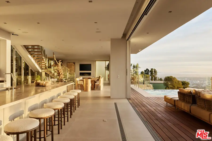 1615 Blue Jay Way, West Hollywood, CA 90069 - Image #2