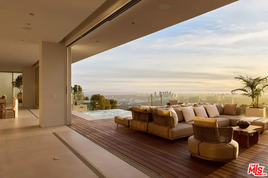 1615 Blue Jay Way, West Hollywood, CA 90069 - Image #3