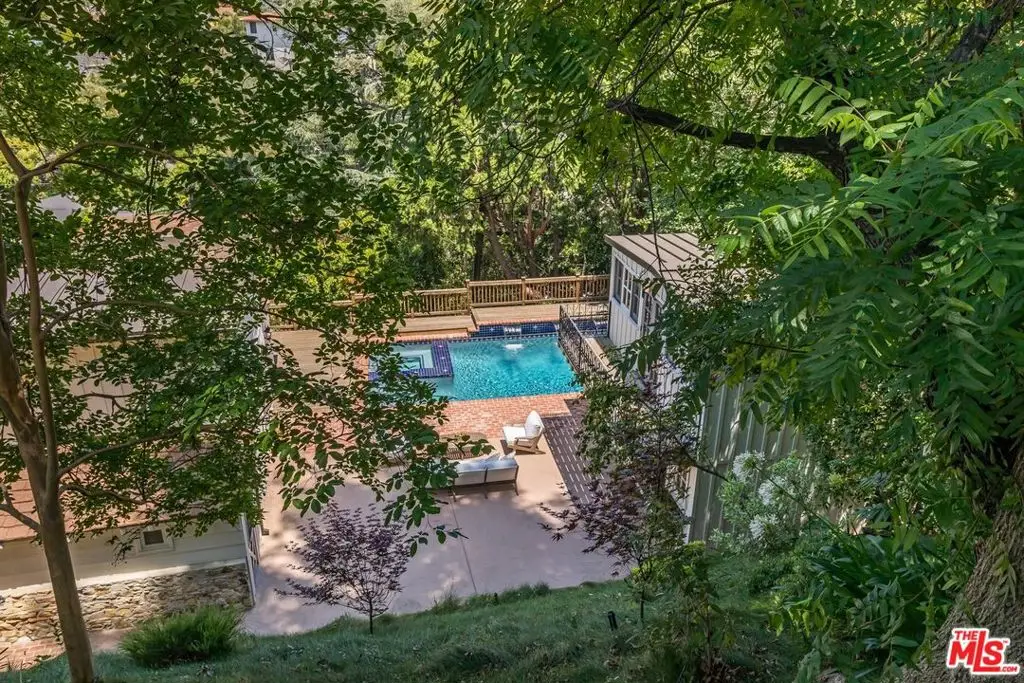 3940 Davana Road, Sherman Oaks, CA 91423 - Image #1