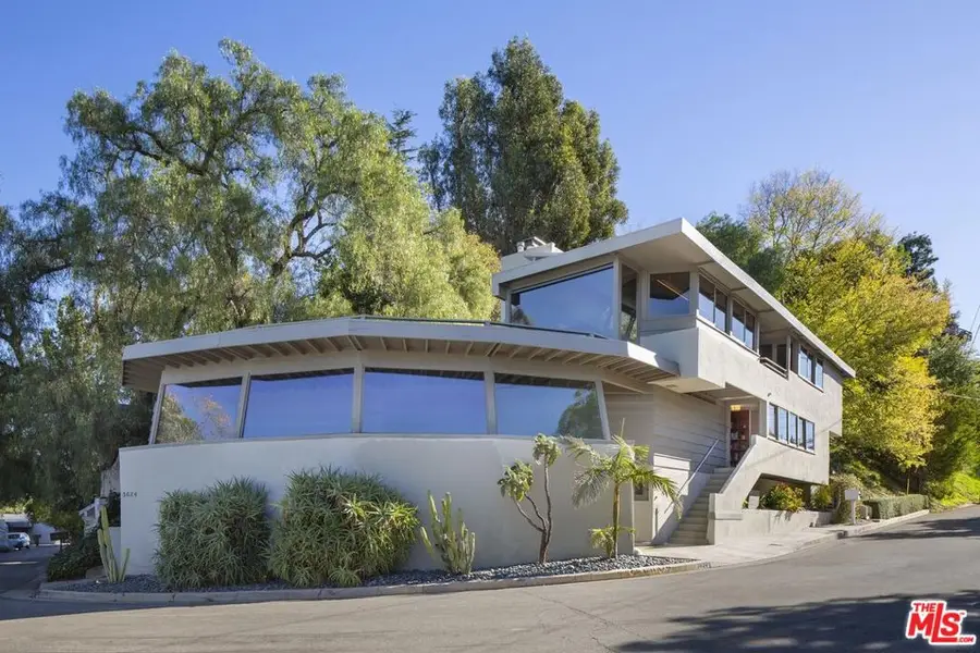 3624 Buena Park Drive, Studio City, CA 91604 - Image #3