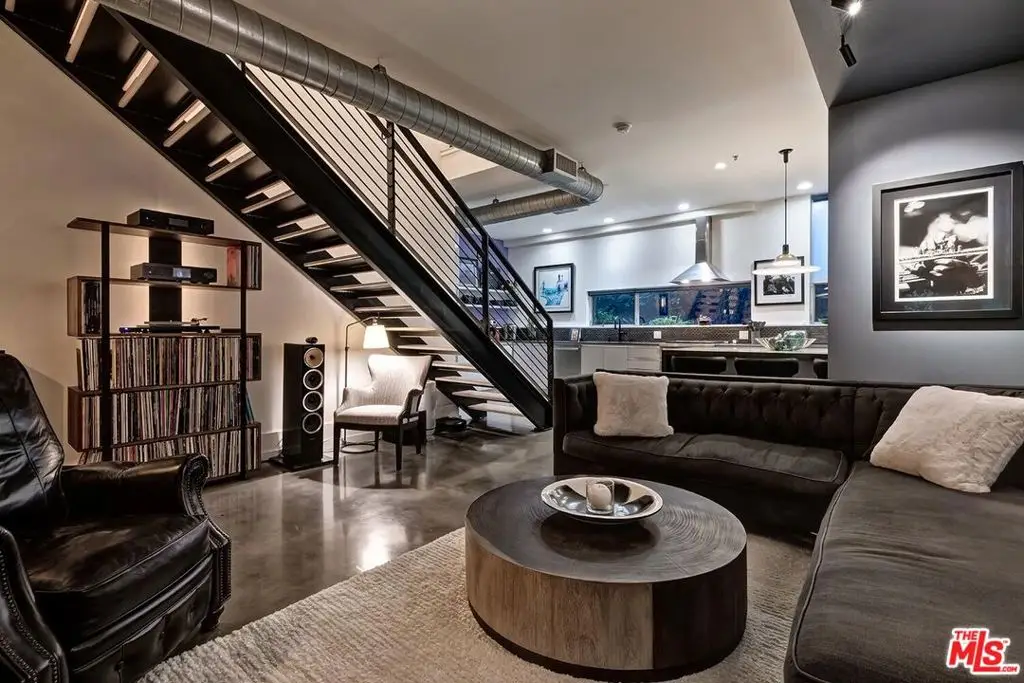 1137 Hacienda Place #104, West Hollywood, CA 90069 - Image #1