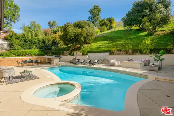 6652 Buttonwood Avenue, Oak Park, CA 91377