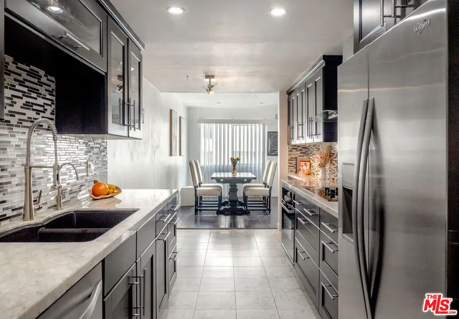 7259 Hillside Avenue #202, Los Angeles, CA 90046 - Image #2