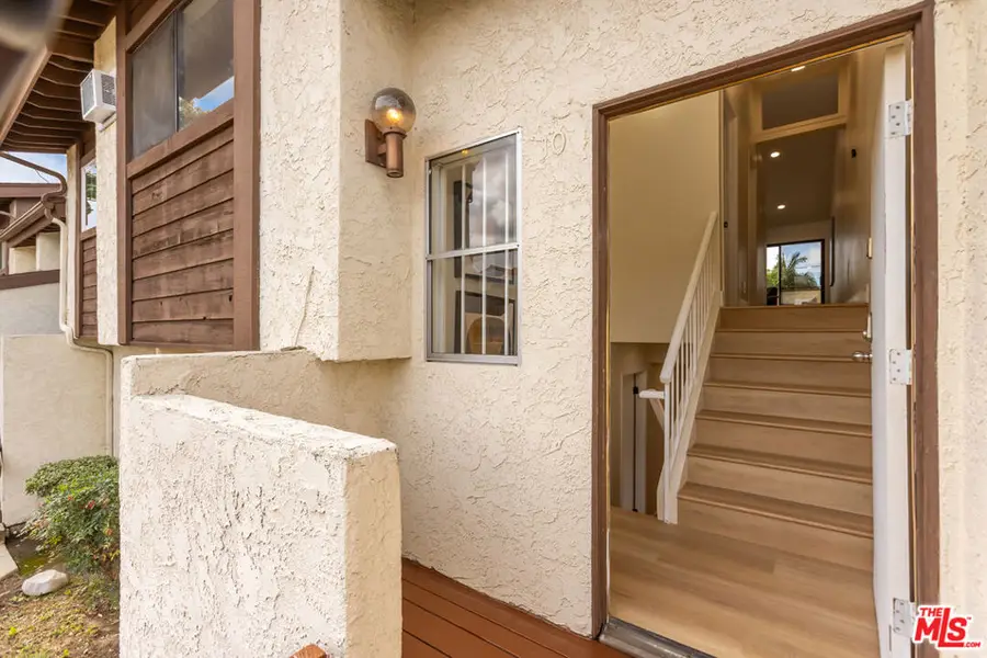 164 W 220th Street #10, Carson, CA 90745 - Image #2