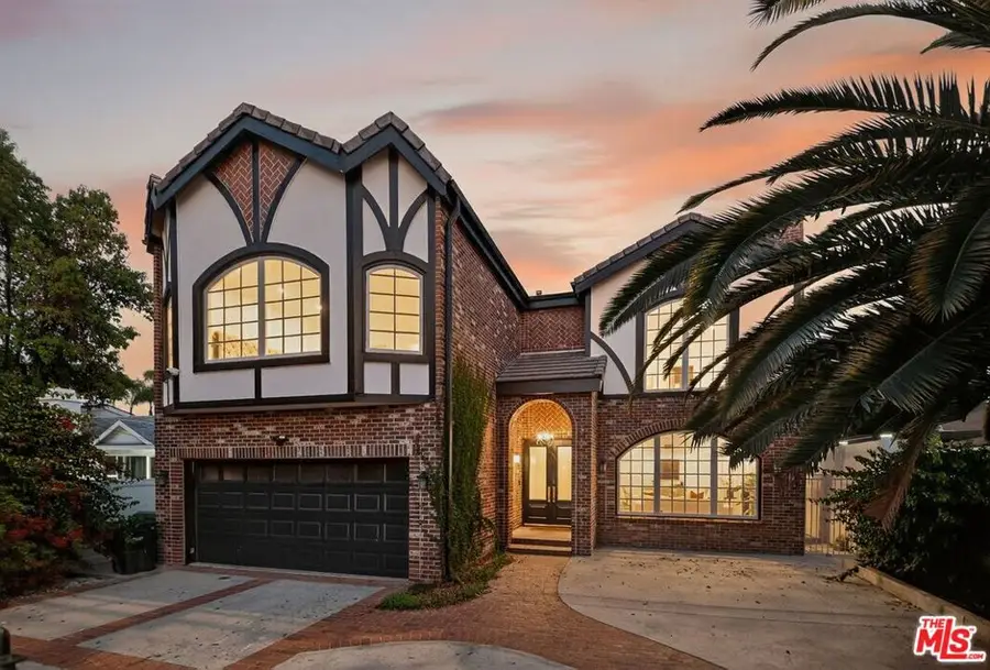 5514 Sylvia Avenue, Tarzana, CA 91356 - Image #2