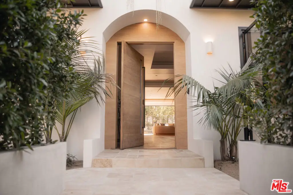 6546 Colgate Avenue, Los Angeles, CA 90048 - Image #1