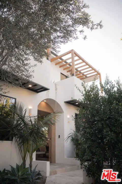 6546 Colgate Avenue, Los Angeles, CA 90048 - Image #2