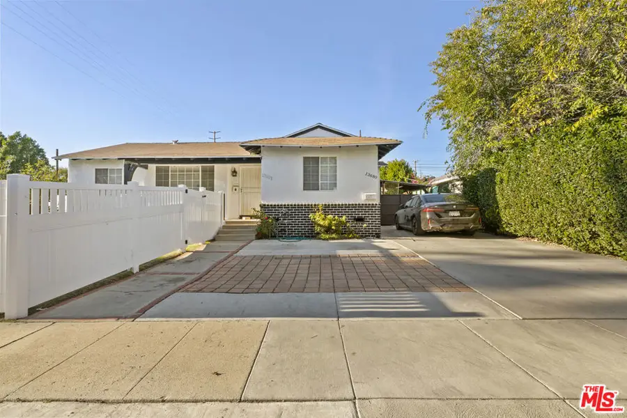 13691 Kelowna Street, Arleta, CA 91331 - Image #2