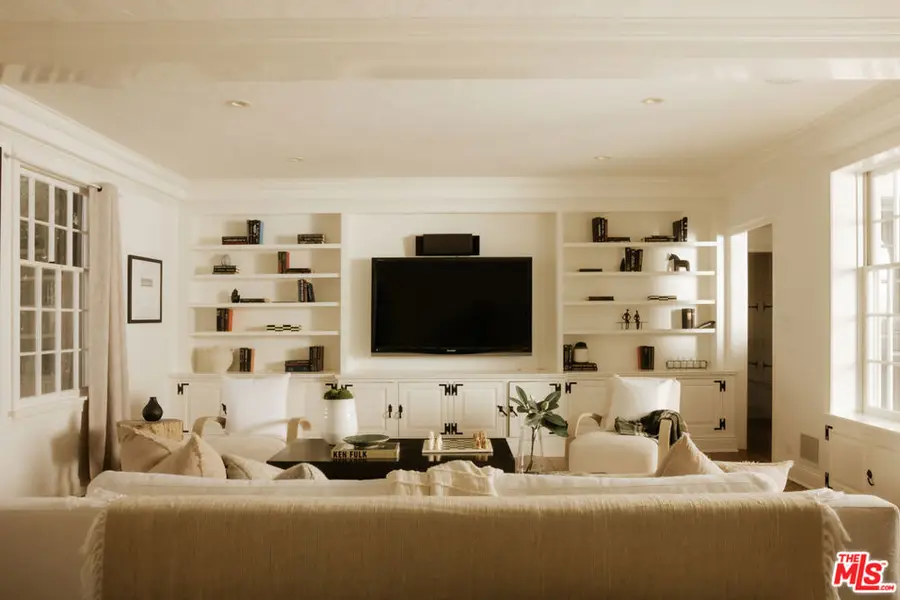 11630 Bellagio Road, Los Angeles, CA 90049 - Image #3