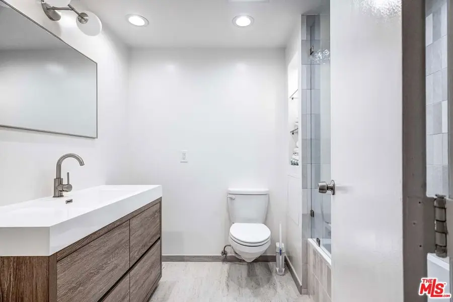 800 W 1st Street #602, Los Angeles, CA 90012 - Image #3