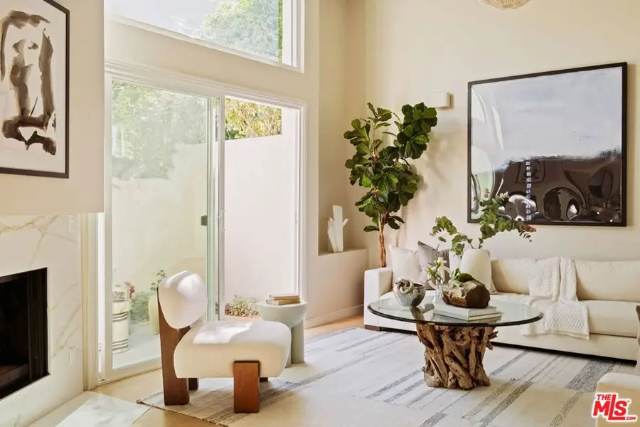 130 Marguerita Avenue #13, Santa Monica, CA 90402 - Image #2