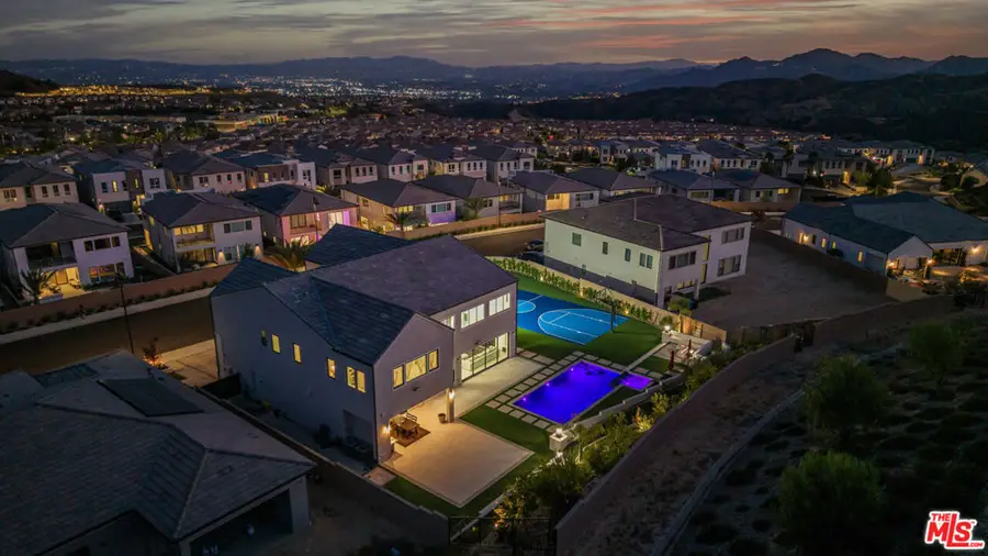 12553 N Ridgeline Road, Porter Ranch, CA 91326 - Image #2