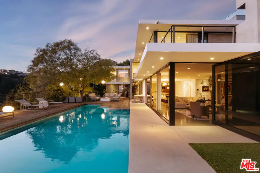 1215 Chickory Lane, Los Angeles, CA 90049 - #2