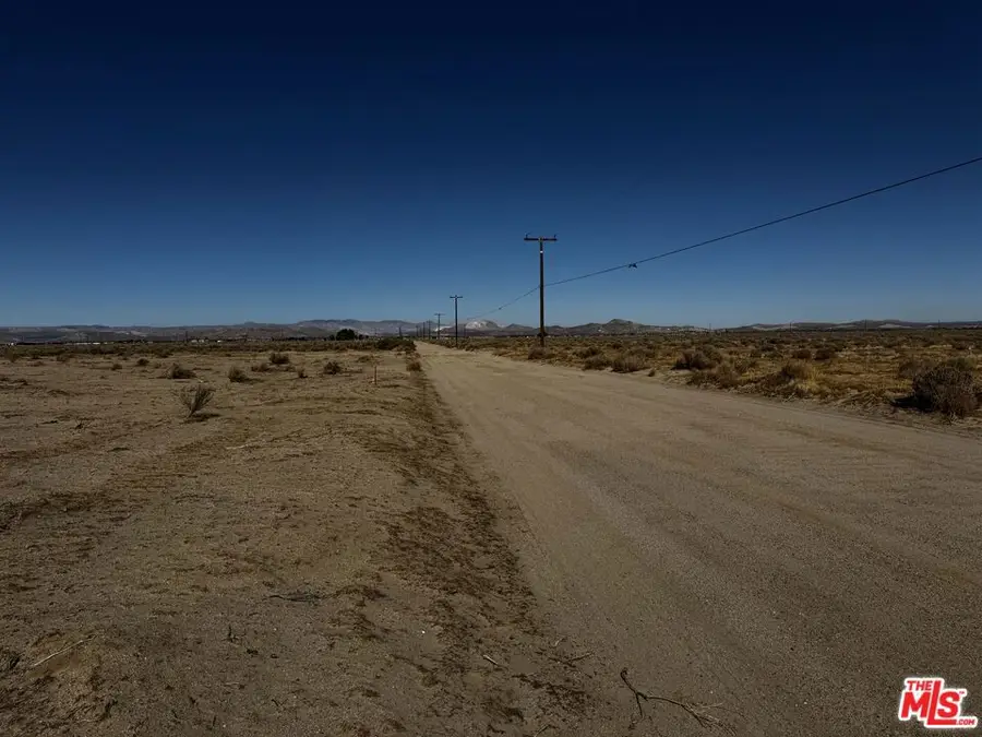 0 0, Lancaster, CA 92301 - #3