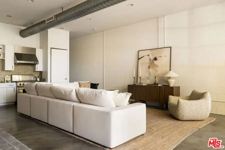 1534 17th Street #102, Santa Monica, CA 90404 - Image #3