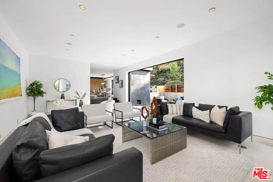 10558 Fontenelle Way, Los Angeles, CA 90077 - Image #3