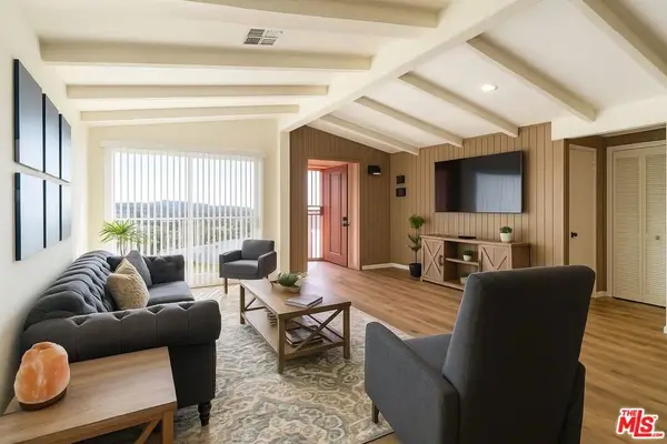 9204 Rowell Avenue, Chatsworth, CA 91311