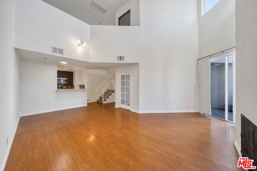525 S Berendo Street #405, Los Angeles, CA 90020 - Image #3
