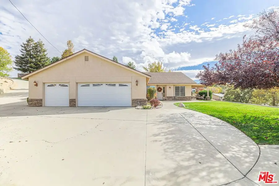 19812 Breeze Place, Tehachapi, CA 93561 - Image #2