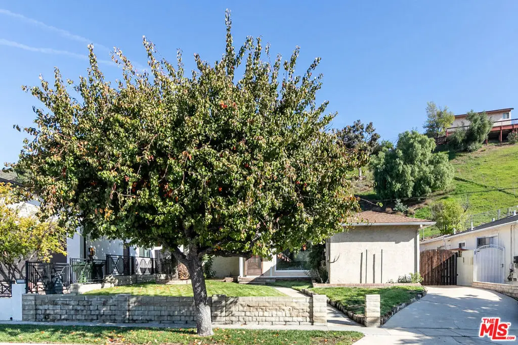 8422 Glencrest Drive, Sun Valley, CA 91352 - Image #1