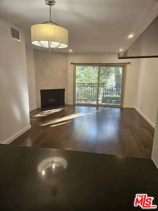 141 S Clark Drive #323, West Hollywood, CA 90048 - Image #2