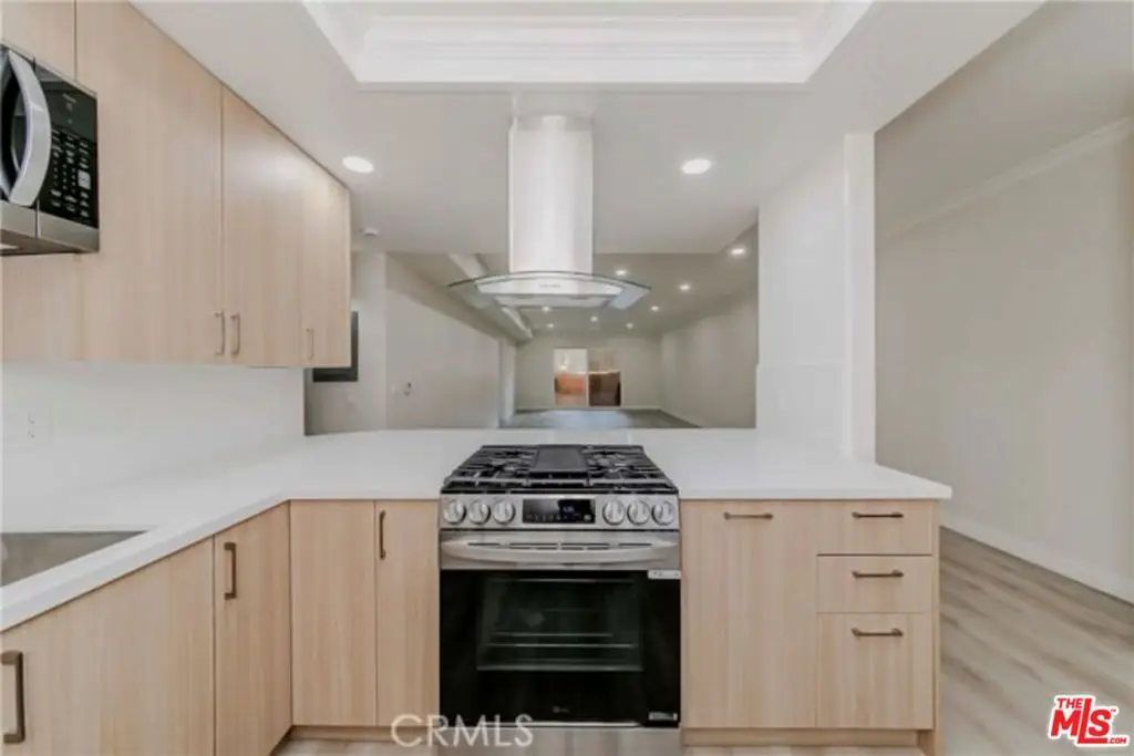 1138 S Serrano Avenue #102, Los Angeles, CA 90006 - Image #1