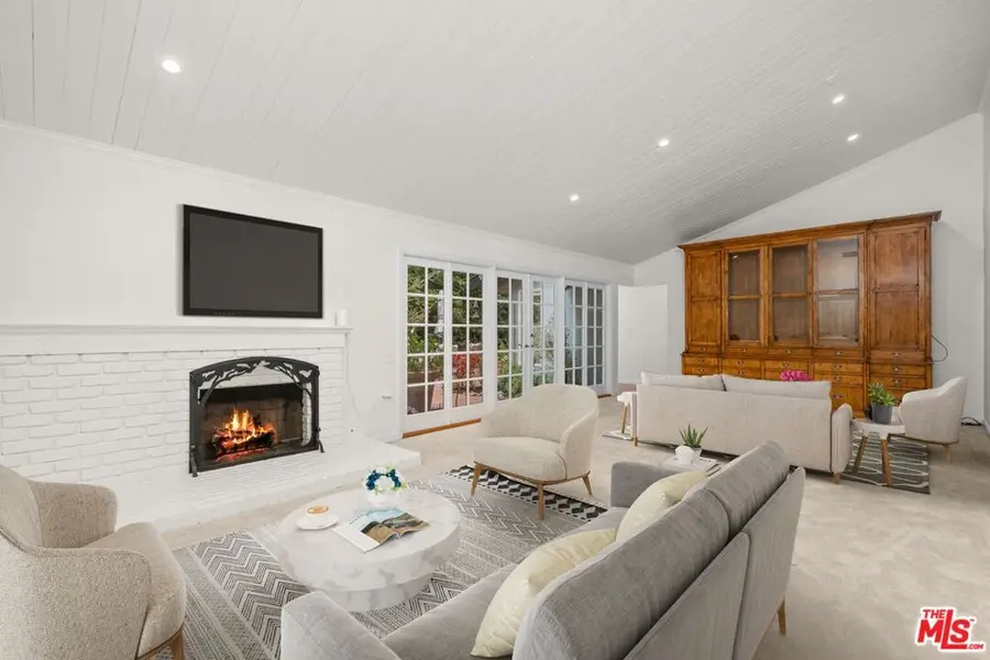 30604 Sicomoro Drive, Malibu, CA 90265 - Image #2