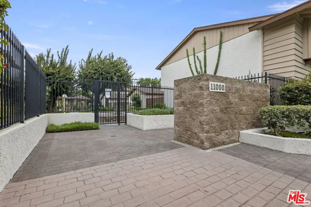 11000 Woodruff Avenue #29, Downey, CA 90241 - Image #1