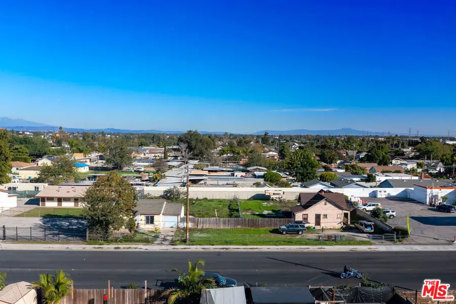 1230 S Wilmington Avenue, Compton, CA 90220 - #3