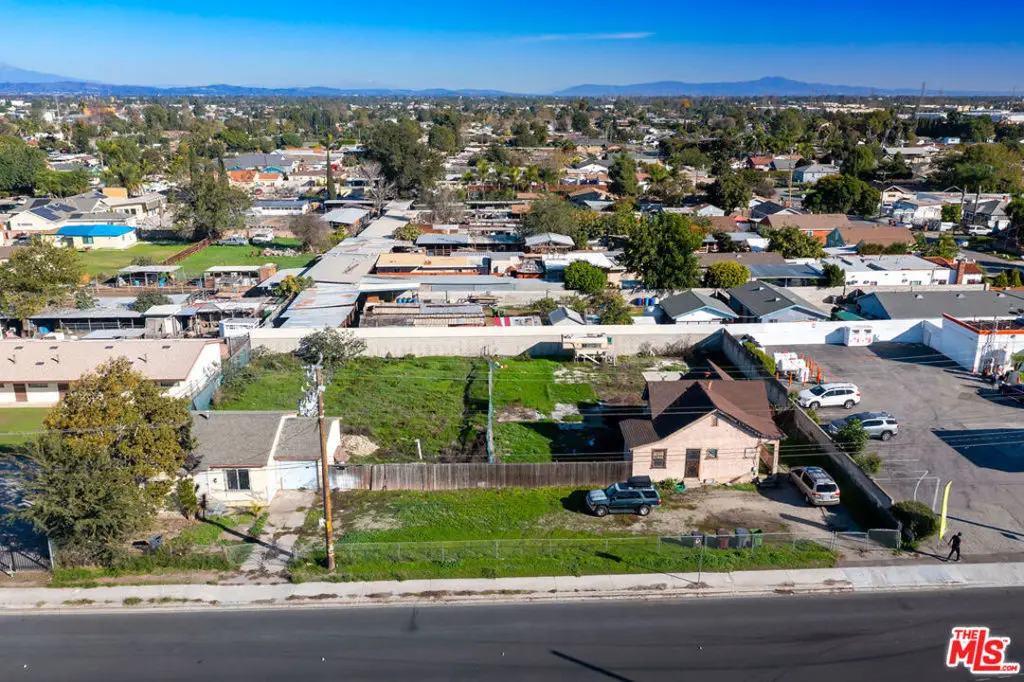 1230 S Wilmington Avenue, Compton, CA 90220 - Image #1