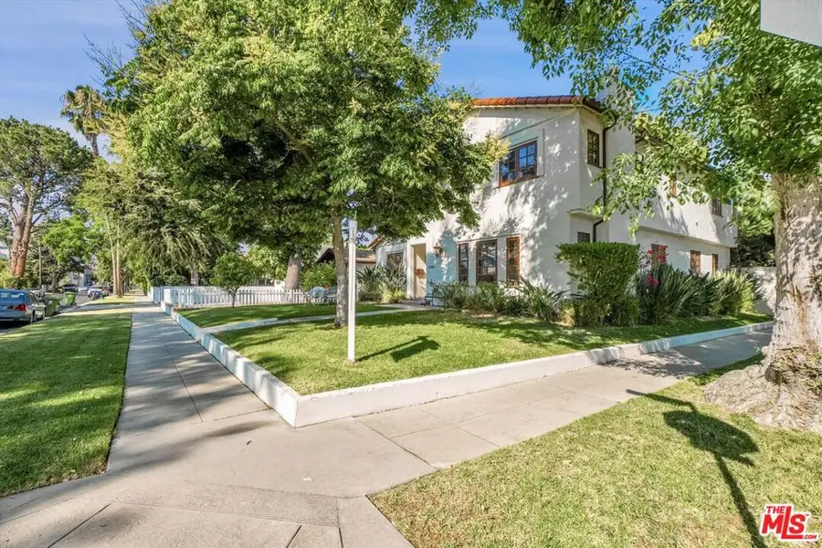 4300 Laurelgrove Avenue, Studio City, CA 91604 - Image #2
