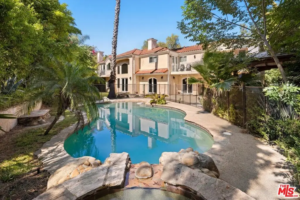 4755 Vanalden Avenue, Tarzana, CA 91356 - Image #1