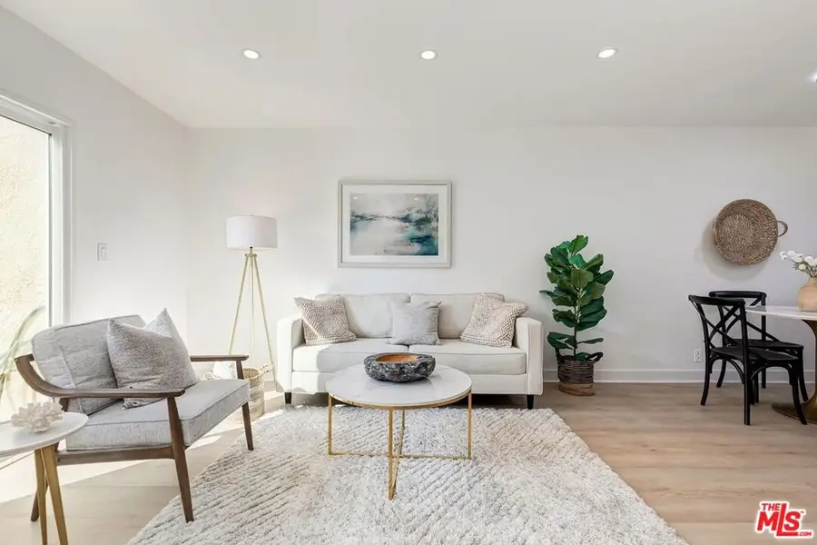 717 Copeland Court #4, Santa Monica, CA 90405 - Image #2