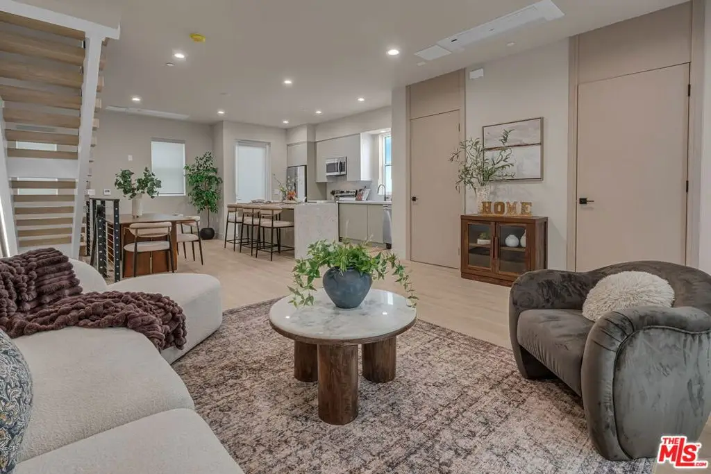 127 Plymouth Street, Inglewood, CA 90302 - Image #1