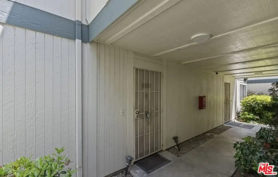 10500 Sunland Boulevard #4, Sunland, CA 91040 - Image #3