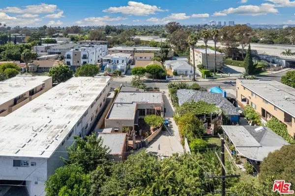 2624 S Garth Avenue, Los Angeles, CA 90034