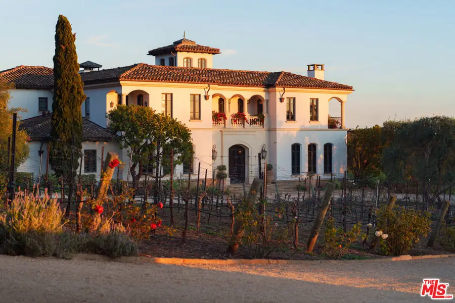 338 Toro Canyon Road, Carpinteria, CA 93013 - Image #2